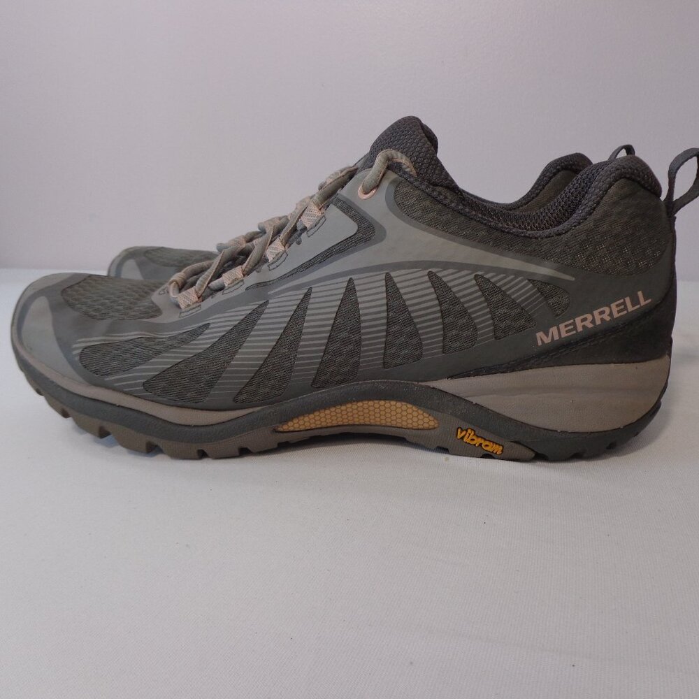 Merrell Women's Siren Edge 3 Vibram Waterproof Hiking Shoes‎ in Gray/Peach Sz 9